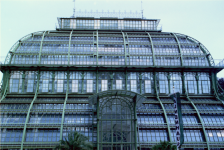 Palmenhaus und Marionettentheater